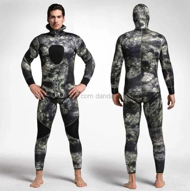 Camouflage Two Piece Male Wetsuit With Hooded Neoprene For Men