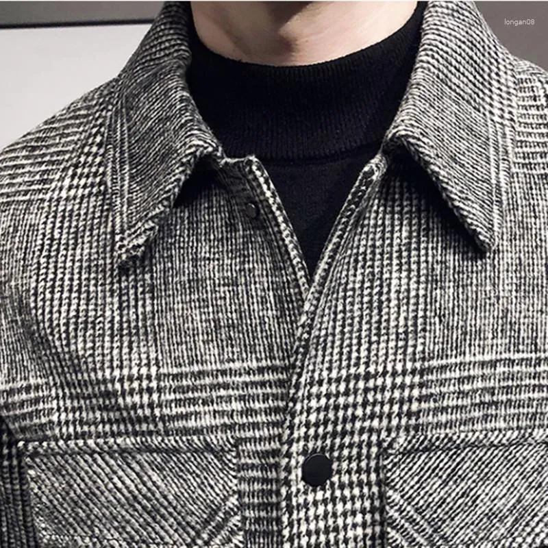 DHgate.com:Plaid Woolen Short Coat for Men - Slim Fit Casual