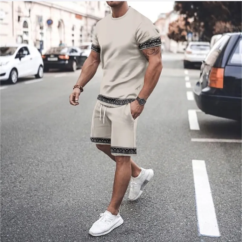 Conjuntos de chándales para hombre Ropa de calle Conjunto de camiseta para hombre Verano Playa Lujo Impresión en 3D Hombres Chándal Ropa de gran tamaño Camiseta Pantalones cortos Trajes l230720