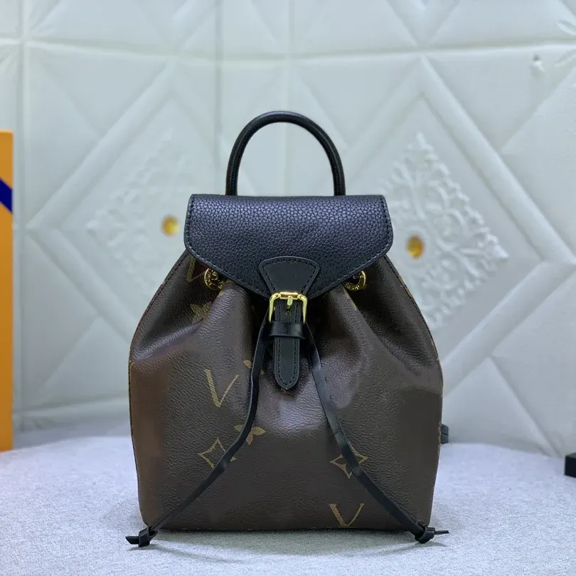 Luxurys Designer Montsouris Bb Mini Sırt Çantası Stili Kadın Deri Omuz Okulu Çantası Çanta Kabartma Erkek Sırt Çantası Kadın Haberci Çanta Satchel