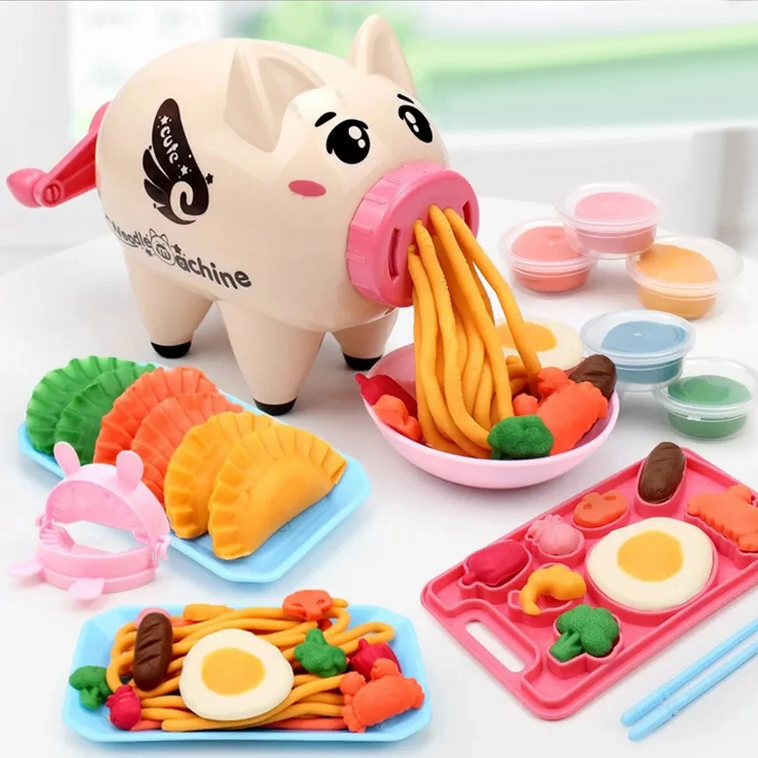 Cozinhas Play Food DIY Playdough Clay Plasticina Conjunto de ferramentas Cute Pig Noodle Machine Mold Playdough Playsets for Kids Noodle Maker Kitchen Toy Gifts 230720