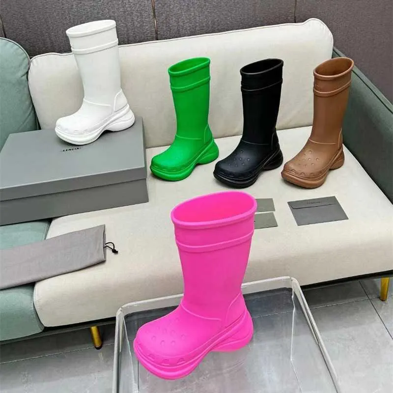 2023 Balenciga Achigo Internet Co Celebrity Boots مع باطن سميكة غير قابلة للانزلاق رغوة مطاطية في الهواء الطلق فارس في الهواء الطلق