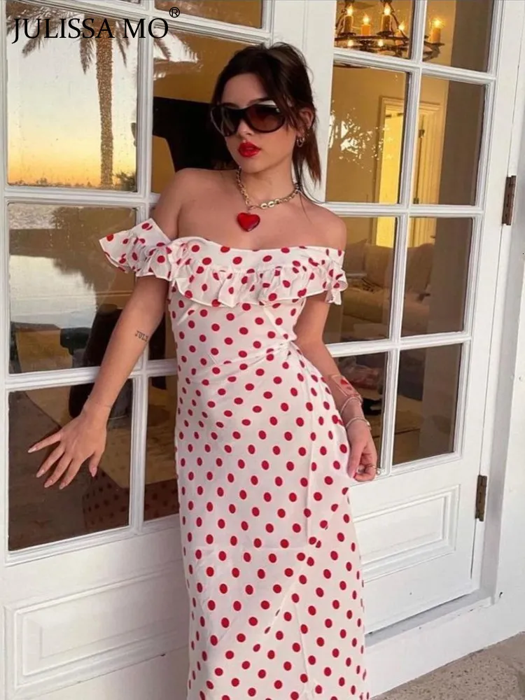 Grundläggande avslappnade klänningar Julissa Mo Polka Dot Ruffles Bandage Maxi Dress Women Off Shoulder Slim Elegant Party Dress Summer Beach Holiday Sundresses 230720