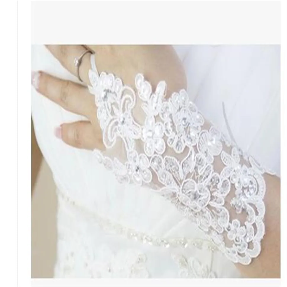 Кружевные короткие свадебные перчатки без пальцев с блестками и бусинами для невесты, свадебные перчатки в наличии287P