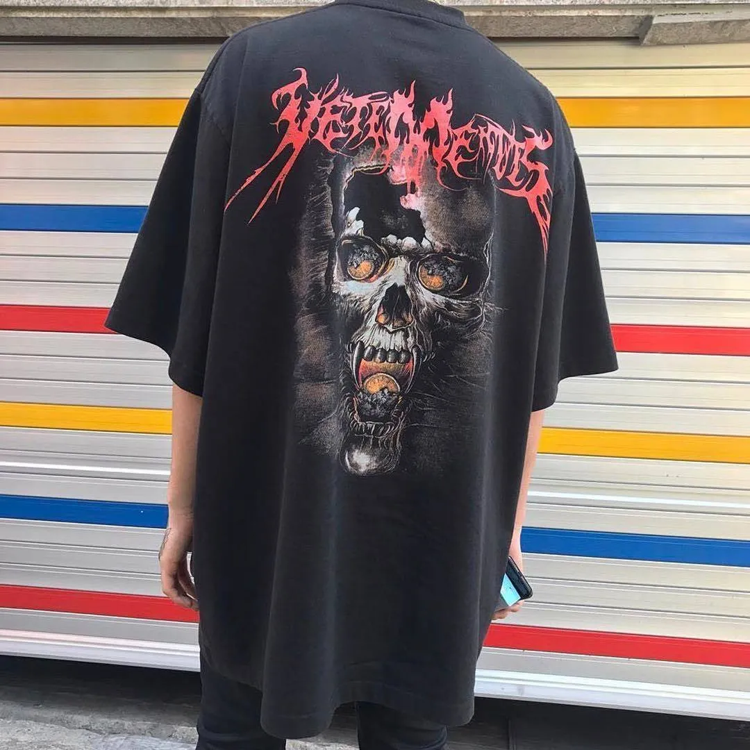 【VETEMENTS】Y2K Tシャツ VETEMENTS Y2K-print Cotton T-shirt | White | FARFETCH