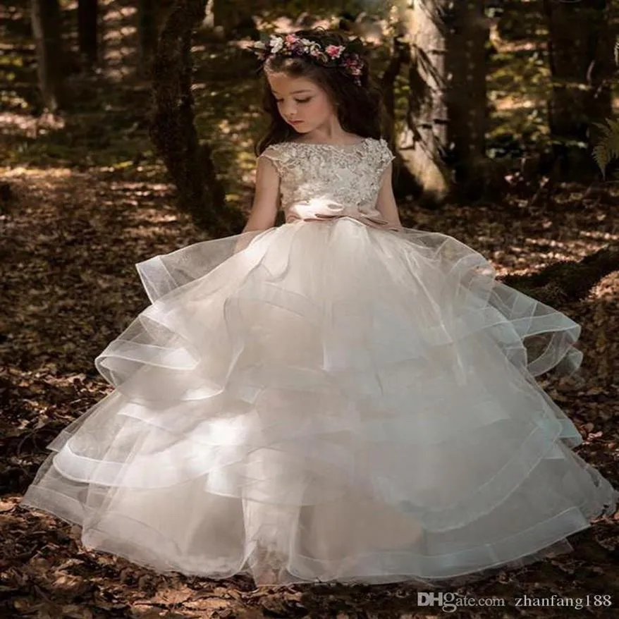 Lovey Heilige Spitze Prinzessin Blumenmädchenkleider 2019 Ballkleid Erstkommunion Kleider für Mädchen Ärmelloser Tüll Kleinkind Festzug Dre206J