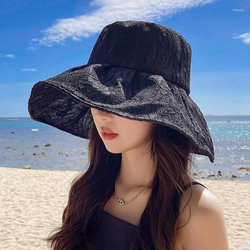 Szerokie brzegowe czapki Summer Floral Lace Beach Hat Holiday Pearl Sun Visor Floy Girl Cap Fisherman's Black Bucket Kobiety