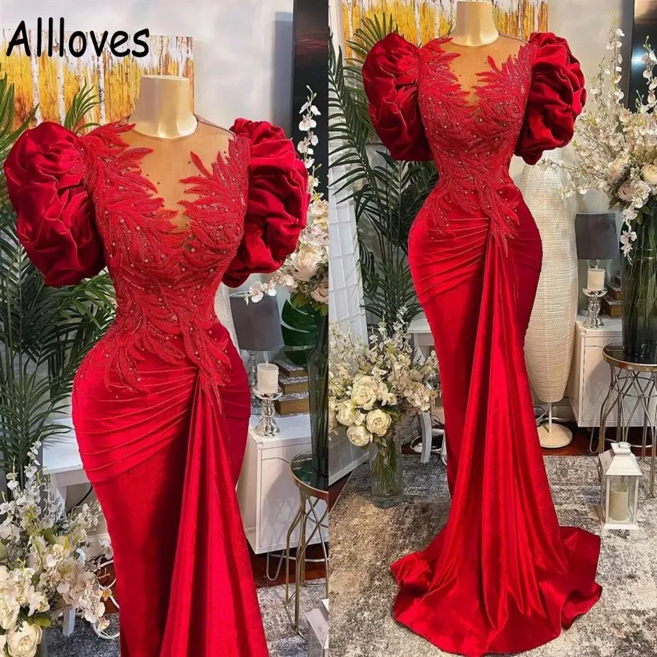 Plus Size Arabo Aso Ebi Red Mermaid Pizzo Abiti da ballo Increspato Puffy Maniche corte Perline Sheer Neck Velvet Evening Formal Party Go200N