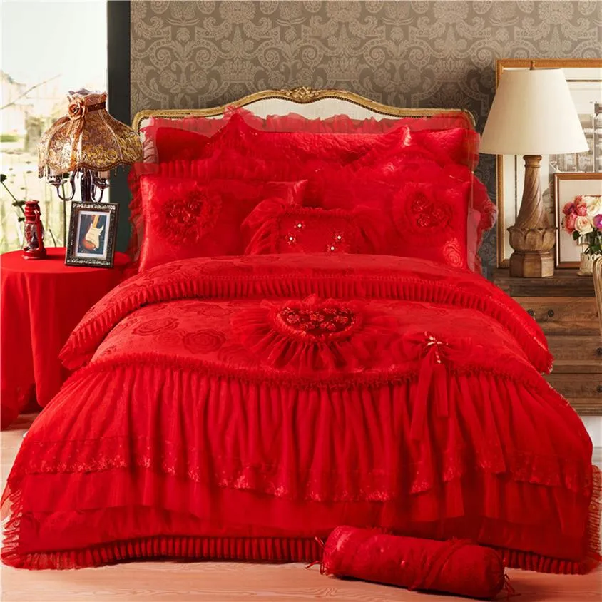 4pcs Pink Heart-shaped luxury bedding set King queen wedding bedclothes bed sheets cotton Princess Lace duvet cover set 357 R2303z