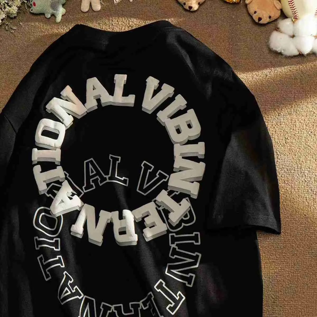 Tasarımcı Moda Giyim Hip Hop Tees Rock Tshirts 2023 Yeni Kısa Kollu Erkekler Yazları Kız Öğrenciler için Amerikan İnce Tişört Koreli Büyük Gevşek Çift Kostüm