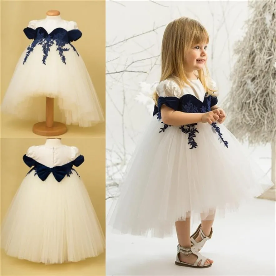 Hi Lo Flower Girl Abiti Gioiello Collo Raso e Tulle Appliques Gonne Abiti da spettacolo per ragazze Custom Made Zipper Back Kid Bithday Go196h