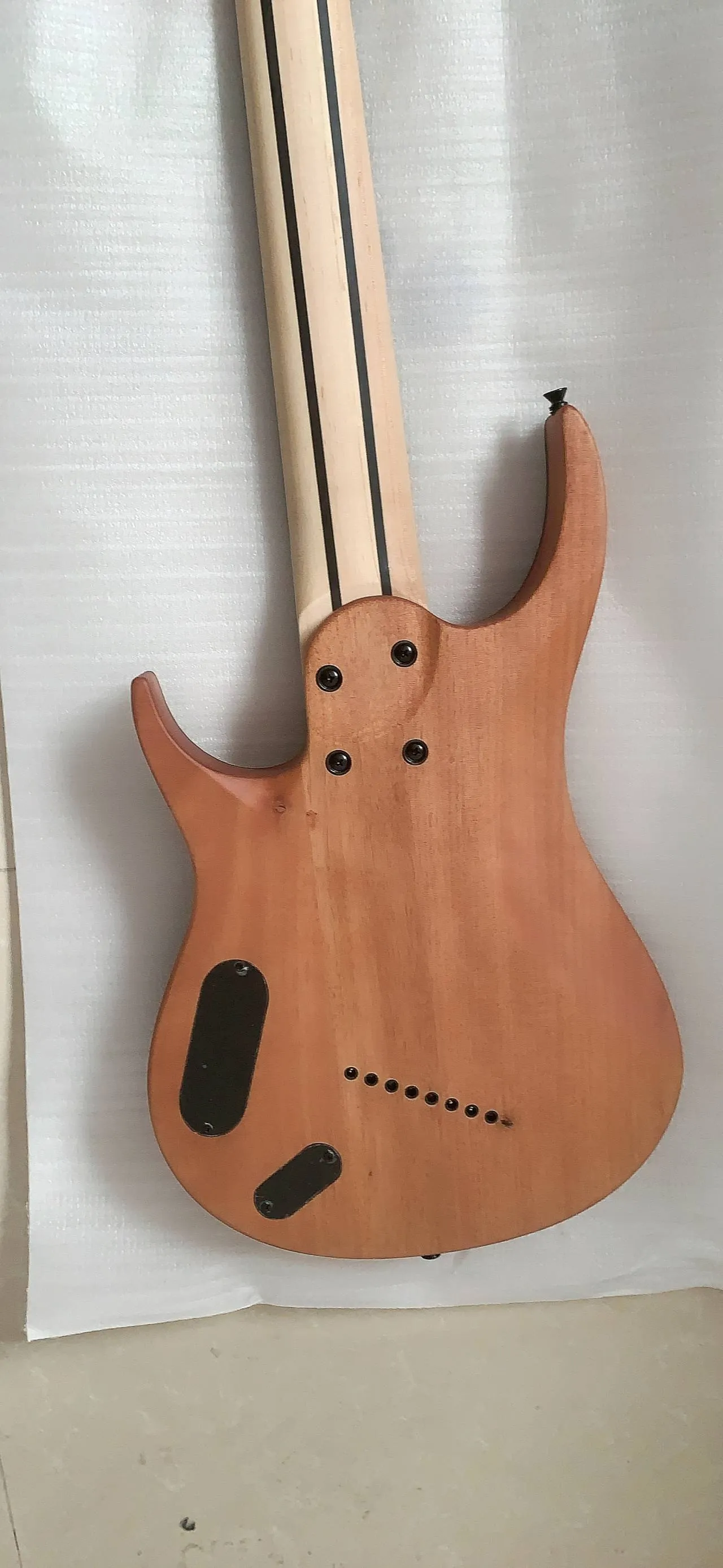 8弦ベースギターカスタムショップグレイタイドフェードファンド