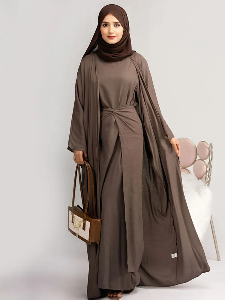 islamic dress for ladies The 11 Most Common Types of Muslim Clothing