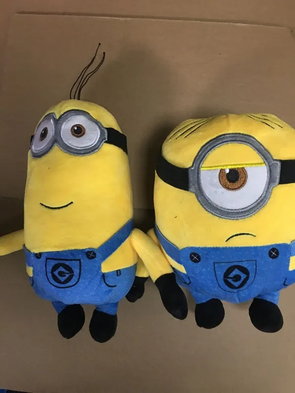 Factory wholesale 20cm three styles of Minions Minion plush toys cartoon animation film and television surrounding dolls children's favorite gifts