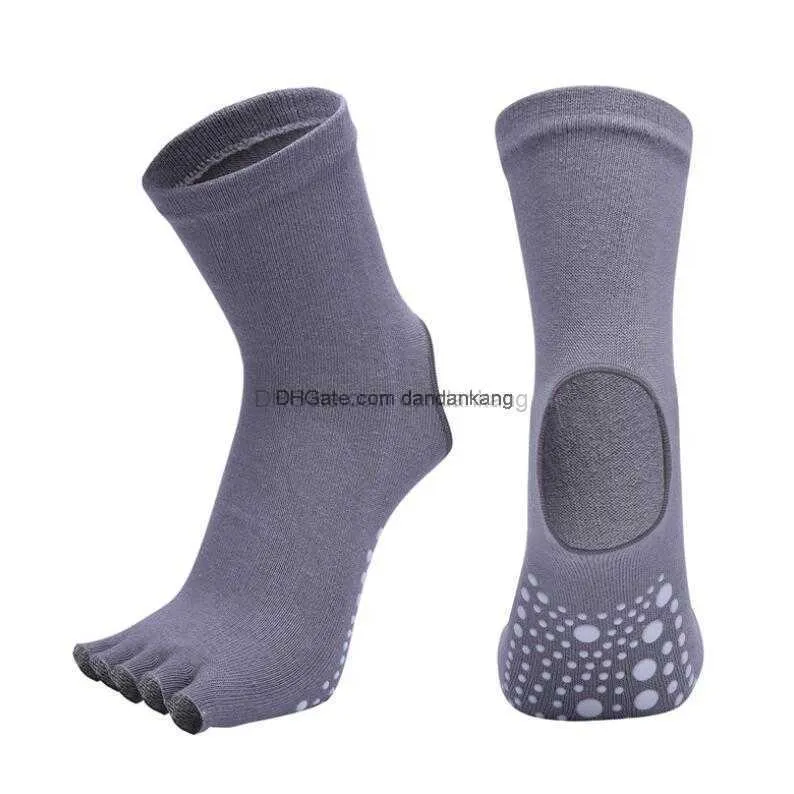 Chaussettes sans talon pour femmes Chaussettes respirantes pour la gymnastique d'été Fitness Chaussette de sol avec grip Silicone antidérapant Talon ouvert Demi-orteil Ballet Dance Sox pantoufle