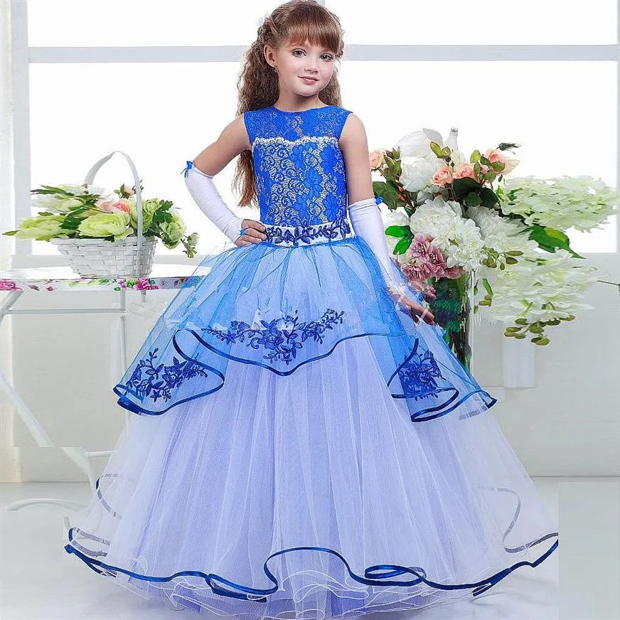 Royal Blue Lace Flower Girl Dresses For Weddings broderi Princess Första nattvardsklänningar för flickor Tiered Floor Length296Z