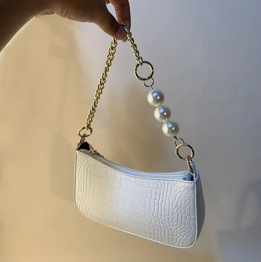 Modehandväskor Franska vintage Crocodile Pearl Chain Underarm Bag Designers Hållbara lyxiga eleganta flicka U1