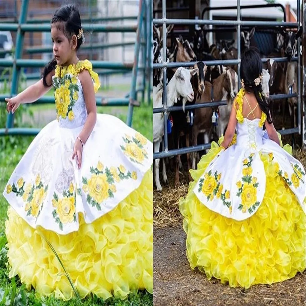 Modest Mexican White Yellow Mini Pageant Quinceanera Dresses for Little Girls Halter 3D Floral Flowers Lace Flower Girl First Comm233A