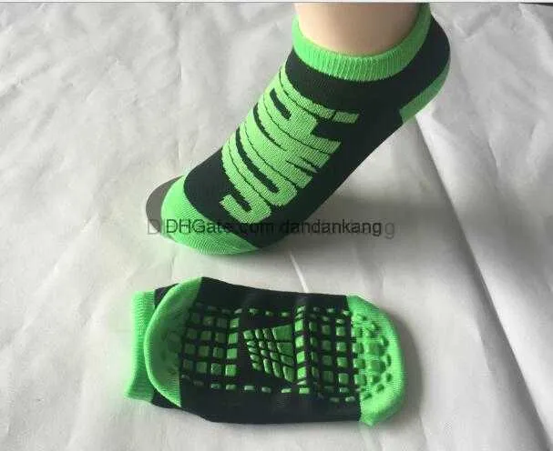 Kid Adult Trampoline Socks Anti Friction Bounce Yoga Socks Amusement Place Non Slip Trampoline Socks Non Slip Glue 6サイズ無料配送