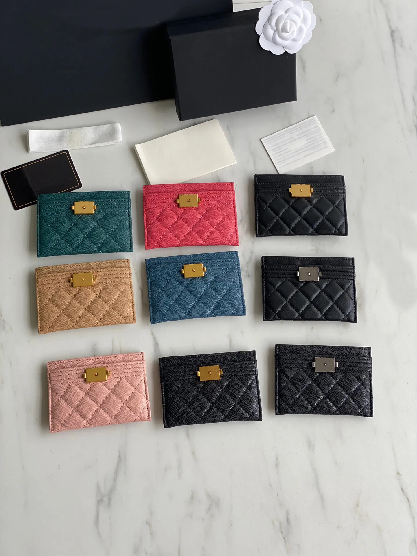 10A porta-cartão feminino de melhor qualidade com caixa carteira de caviar de couro real preto acolchoado bolsa de moedas porta-cartão de crédito senhora designers de luxo 16