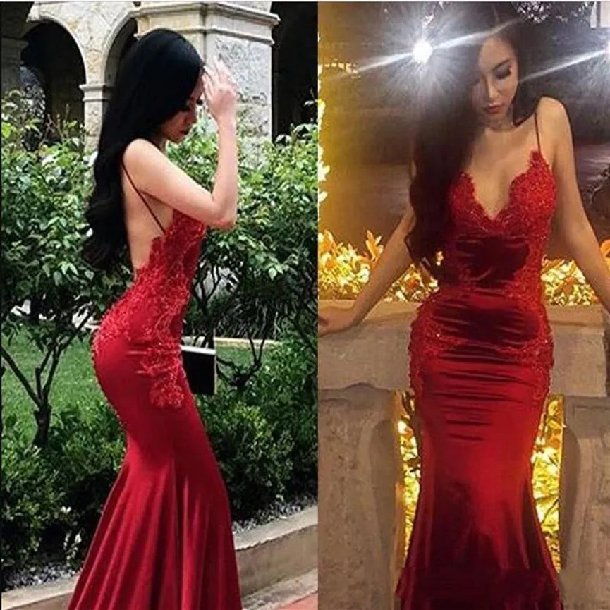 Sexy sirena senza spalline Sweep Train Red Satin Backless Prom Dresses Applique in pizzo Backless Evening Formal Women Dress234g
