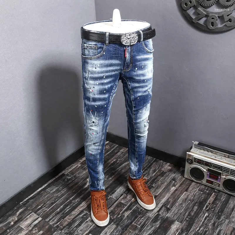 Pantalones vaqueros para hombre, ropa de calle, moda para hombre, Retro, azul, elástico, ajustado, empalmado, de diseñador, pantalones de motorista, pantalones vaqueros pintados de Hip Hop