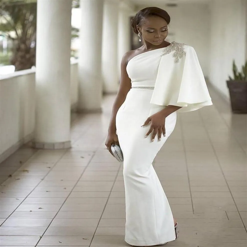 Robes De Soirée Porter Blanc Une Épaule Demi Manches Sirène Formelle Perles Africaine Dubaï Femmes 2022 Longue Gaine De Bal Robe De Soir250D