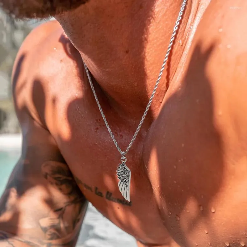 Choker Classic Feather Pendant Necklace Men Simple Rostless Steel Twisted Chain for Jewelry Gift