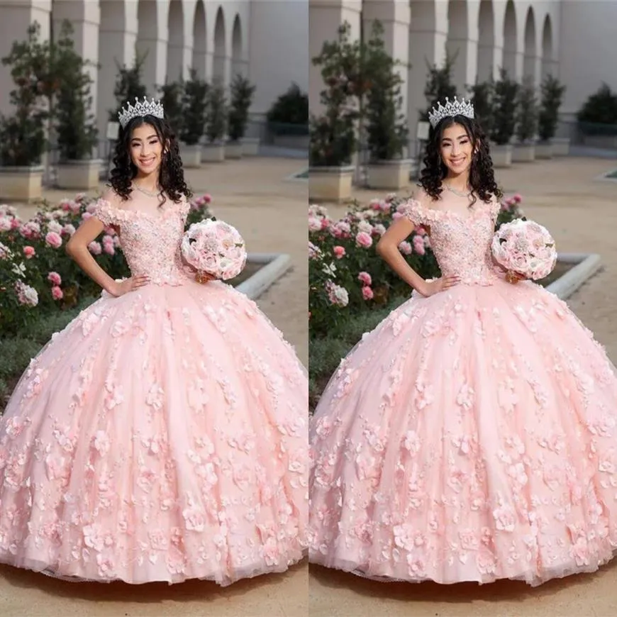 2022 Abiti Quinceanera rosa chiaro modesti con fiori 3D Applique floreale con perline al largo della spalla Abito da ballo dolce 16 Abito Puffy297U