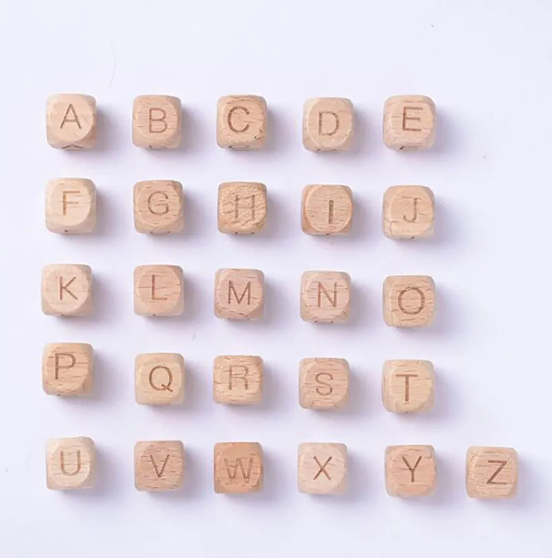 10 mm/12 mm A-Z 26pcs/LOT English Letters Alphabet Beech Drewno luźne koraliki kwadratowe drewniane koraliki drewniane luźne koraliki z początkową literą do produkcji jubiley i rzemiosła DIY