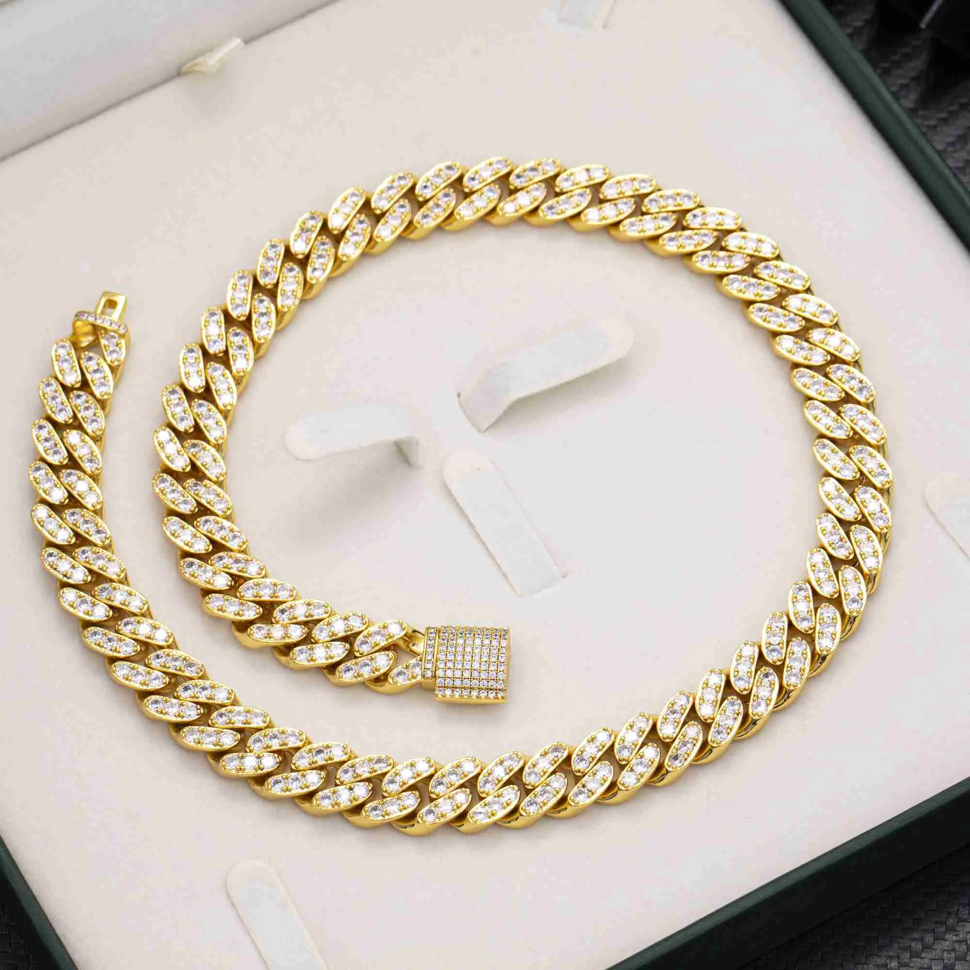 Fashion Jewelry Hip Hop Rappers Brass Cubic Zirconias Cuban Link Chain