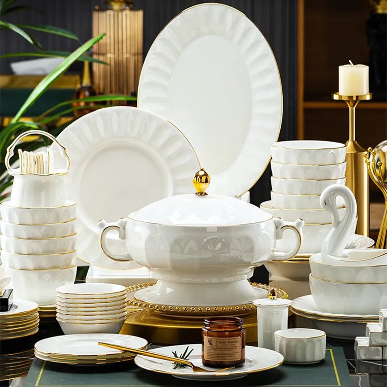 Nordic Fine Bone China servis 82 st Ceramic Gold Rim Porcelain Luxury Table Seary White Dinner Sets