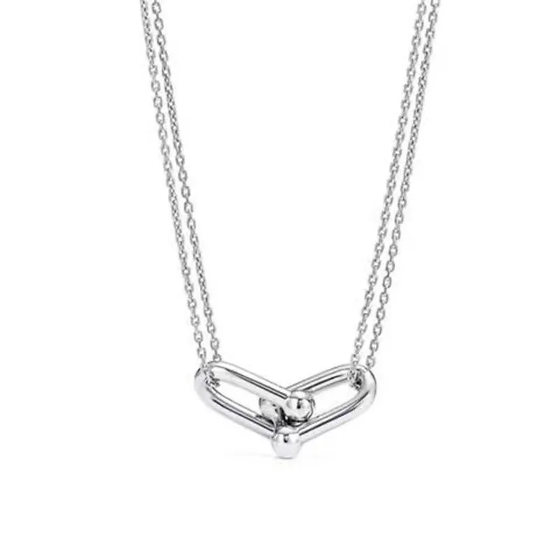 Collier de créateur Collier pendentif en forme de U, bijoux de mode pour femmes, chaîne en or et argent, bijoux moissanite, accessoires pour petite amie, cadeau de fiançailles