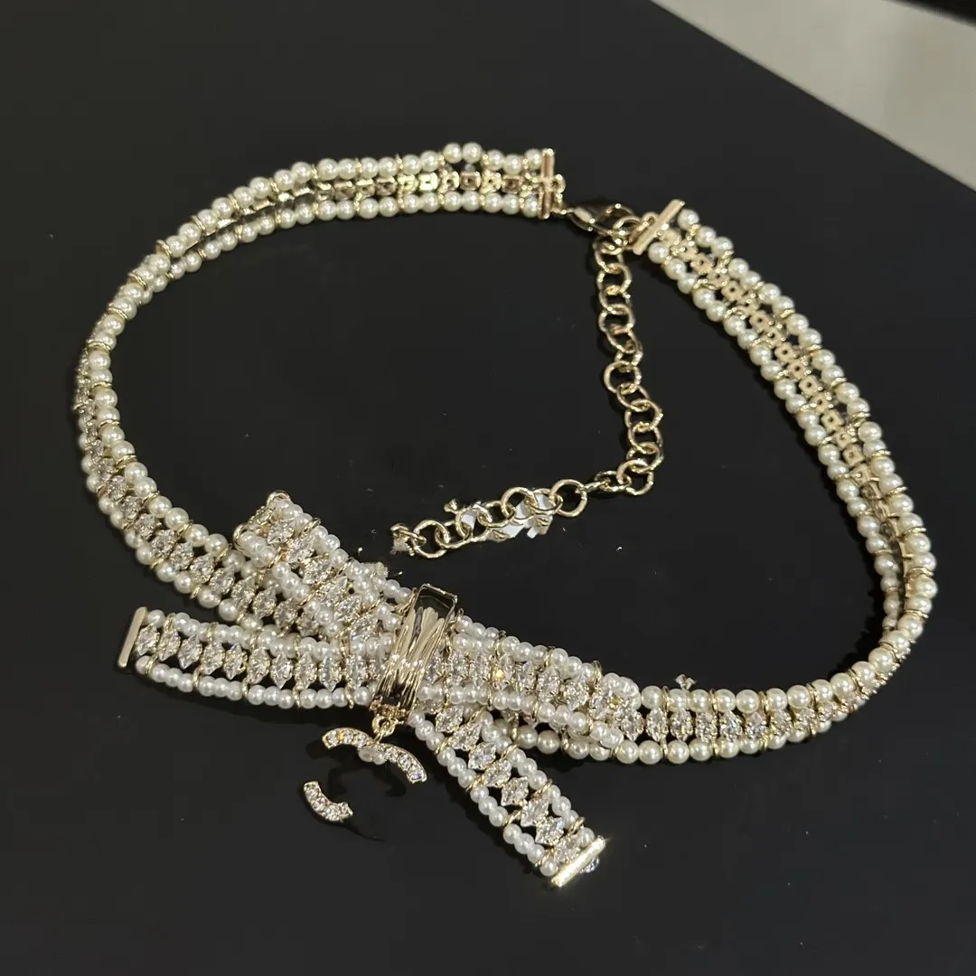 Diseñador de personalidad colgante con letra C cadena de moda gargantilla cristalina collares de canal de marca para mujeres joyería de fiesta de boda Ccity