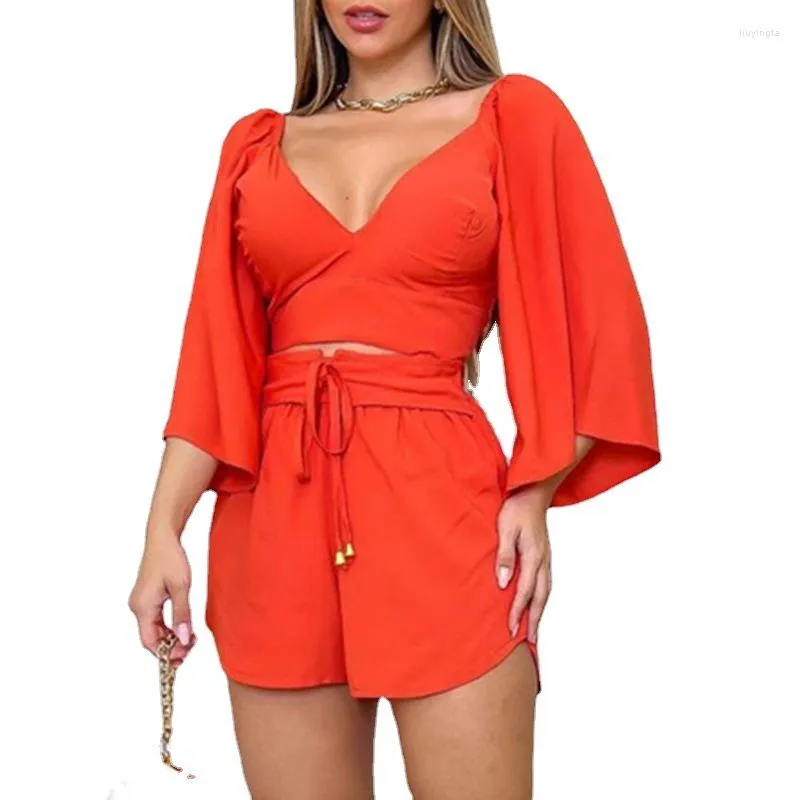 Tracksuits voor dames 2023 Spring V-Neck Backless Horn Sleeve Shirt High Taille Shorts Fashion Casual Pak Flare Top Two 2-Piece Set