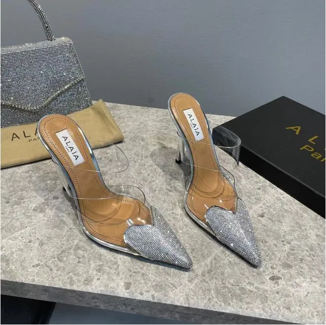 DHgate.com:Womens Designer Heel Heart Mules, Patent Calfskin