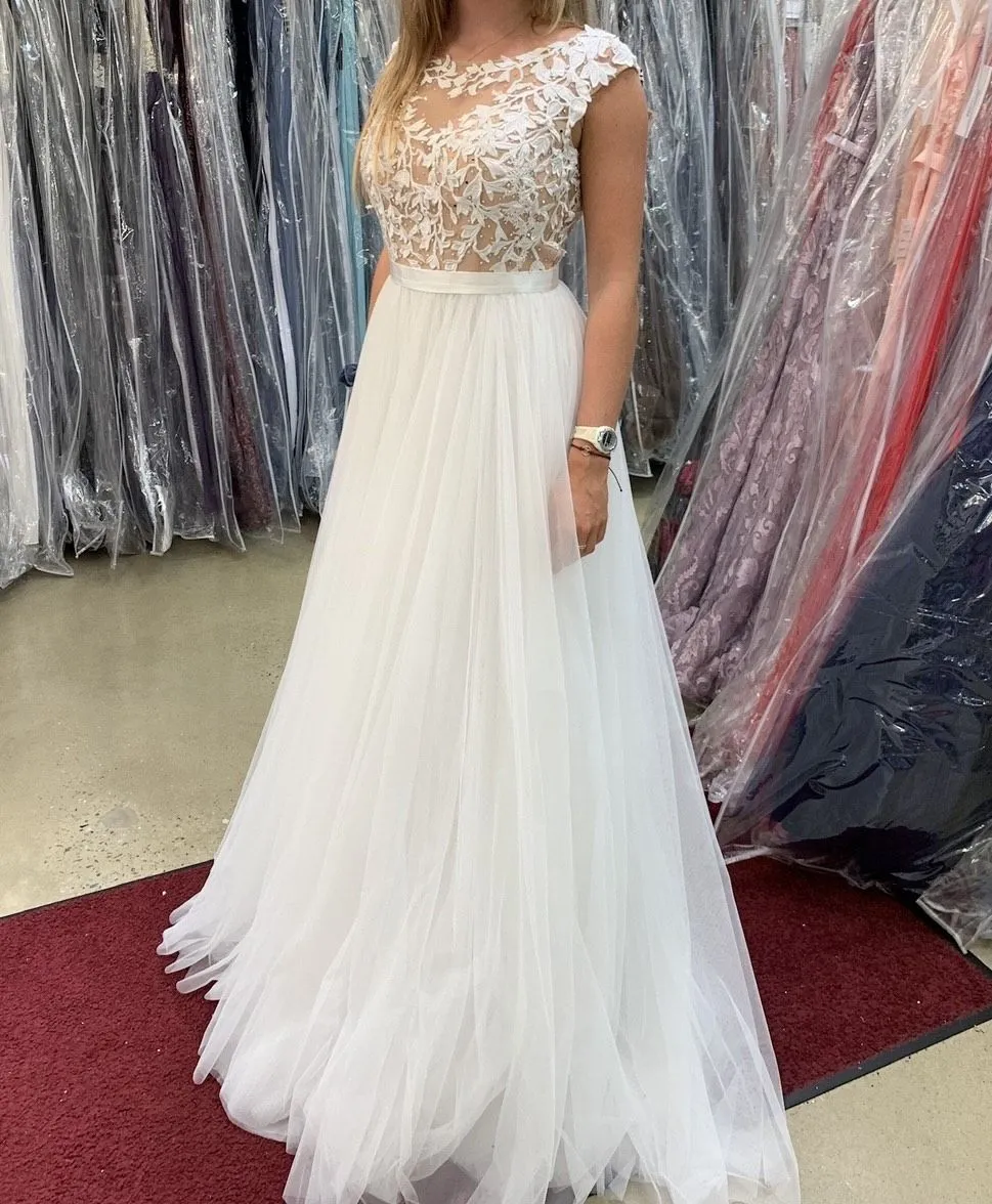 2024 Summer A-Line Boat Neck Cap Sleeves Bridal Dress: Casual Beach Wedding  Dress with Appliques, Crystals, Floor Length Tulle, White Maxi Dress from  Dhgate A-Line Wedding Dresses - price 109.55