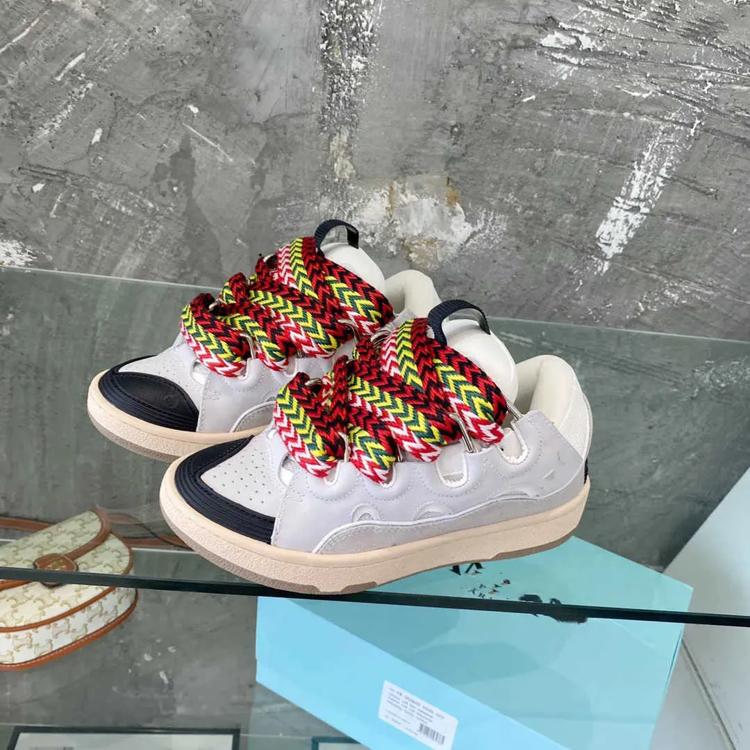 90s shoe deals style