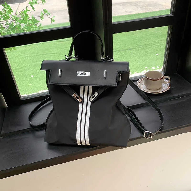 I netizen spesso imparano zaini 2023 estate nuova borsa da viaggio borsa da viaggio per computer da donna in tessuto di nylon con una tracolla