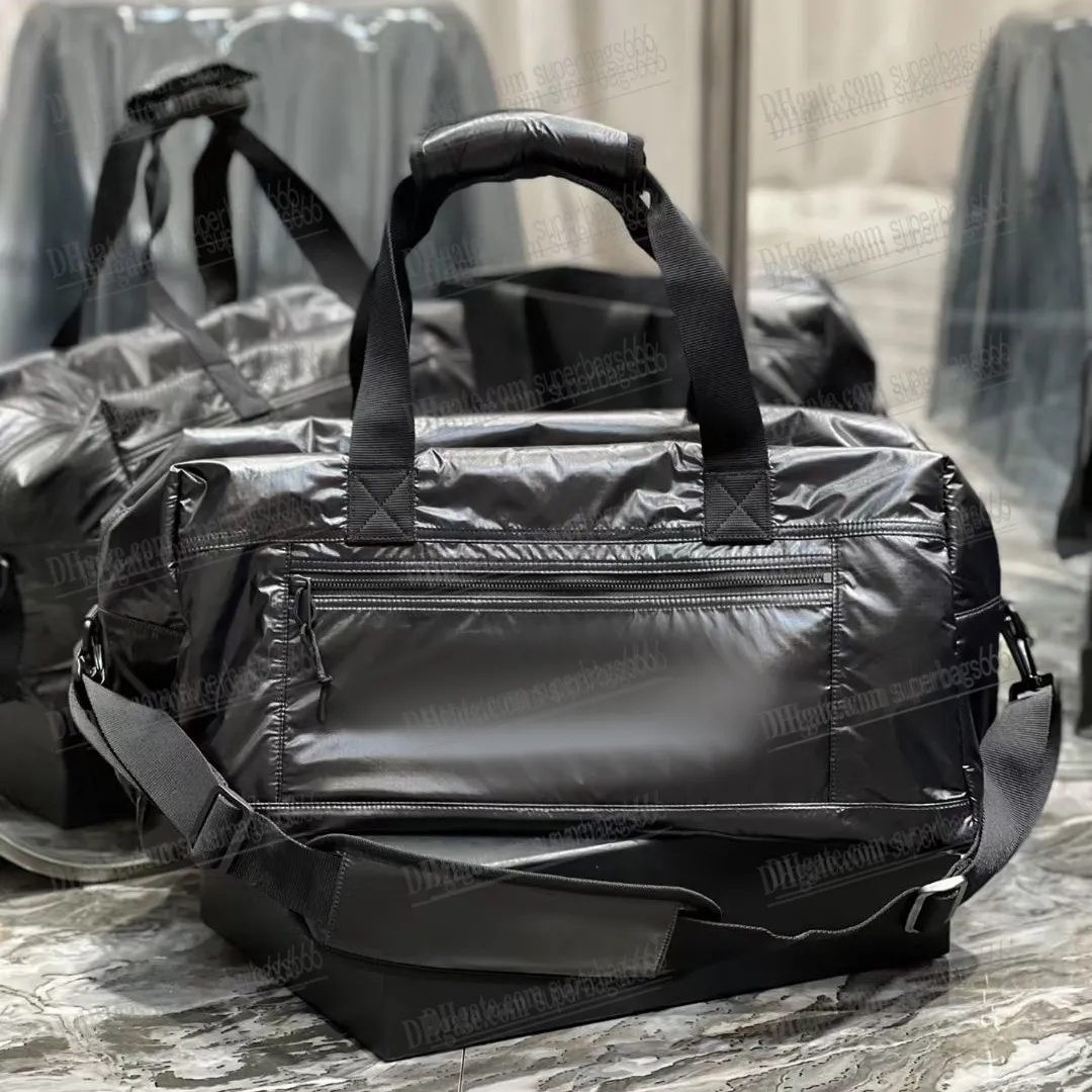 Nuxx Duffle في حقيبة الظهر Nylon Nuxx في حقيبة ظهر Nylon City في Nylon Nylon و Leathe