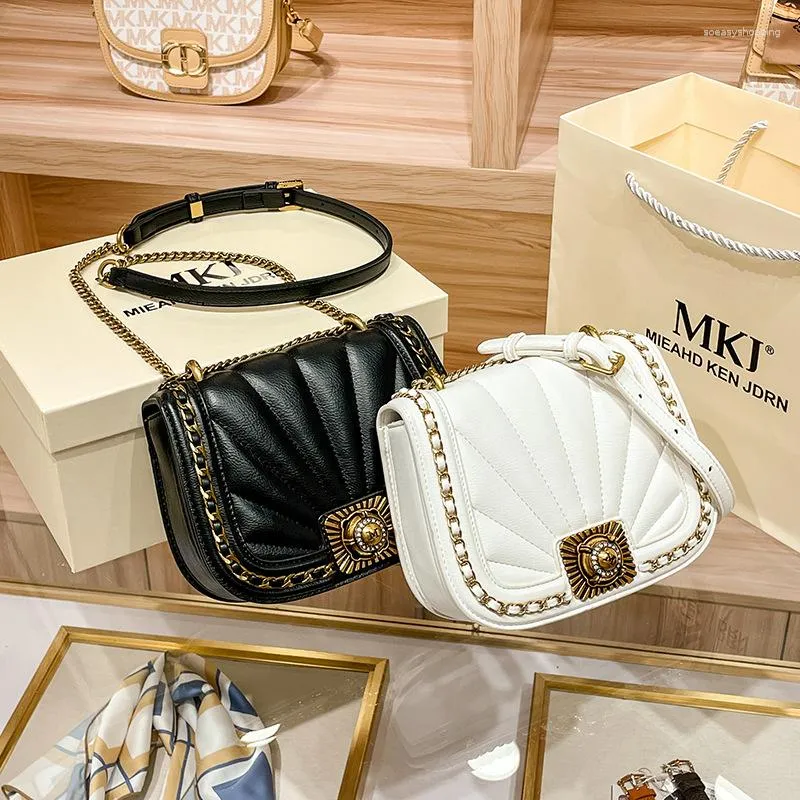 Evening Bags MKJ2023 Luxury Women's Brand Bag Fashion High Quality Crossbody Small Fragrance Versatile One Shoulder Saddle