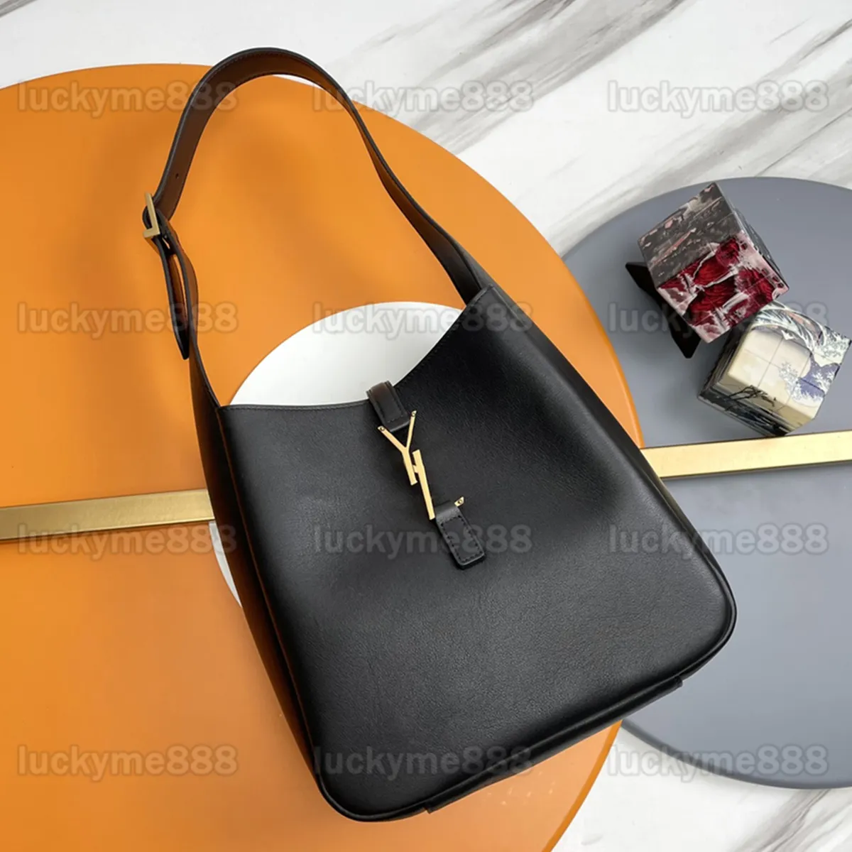 ミラー品質デザイナーle5a7ホーボーバッグ小さな本物のレザーカルフスキンショルダーバッグソフト滑らかなluxurysハンドバッグレディースクラシックブラック財布