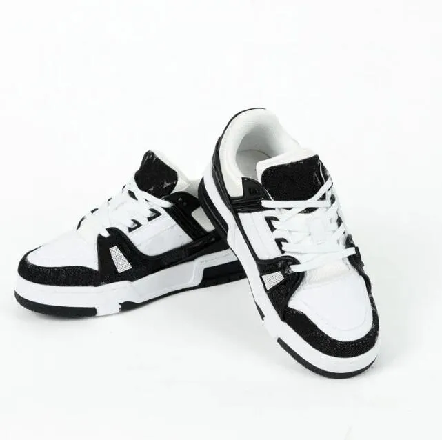 Toddler Black white sneakers à vendre Jaune noir bleu Rose BÉBÉ enfants garçons Sport Shoe Trainner Sneakers US9C-US5Y
