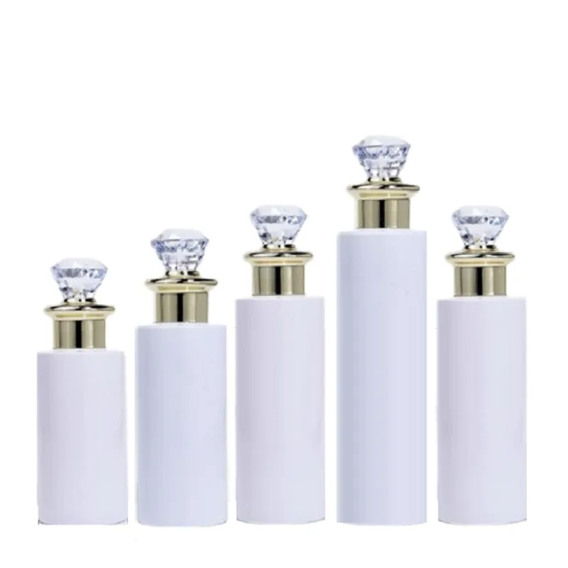 Plastic Toner Bottle Empty White Refillable 100ml 120ml 150ml 200ml 250ml 300ml 400ml 500ml Luxury Gold Diamond Lid Cosmetic Packaging Lotion Shower Gel Bottles