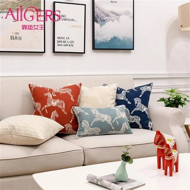 Avigers Mane Horse European Cushion täcker Square Home Decorative Throw Pillows Falls For Soffa vardagsrum sovrum LJ201216235R263J