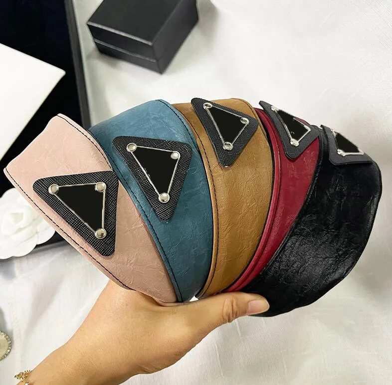 Luxury Triangle Leather Headband Letter Print Wide Edge Brand Designer Knot Hair Hoop for Women Outdoor Sports HairJewelry