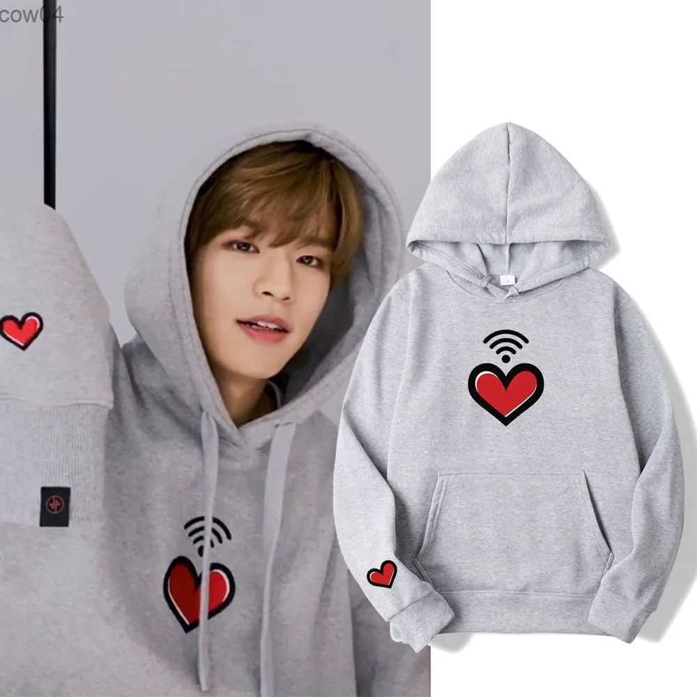 Stray Kids Kim Seungmin Heart Wifi Video Grigio Felpa Con Cappuccio Felpa  Stile Coreano Kim Seung Min Same Felpe Donna Uomo Kpop Pullover L230625 Da  13,64 €