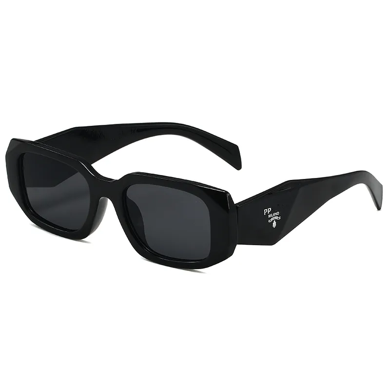 Солнцезащитные очки для старшего модельера Пляжные солнцезащитные очки Мужские и женские очки Высококачественные линзы UV400 доступны в 11 цветах