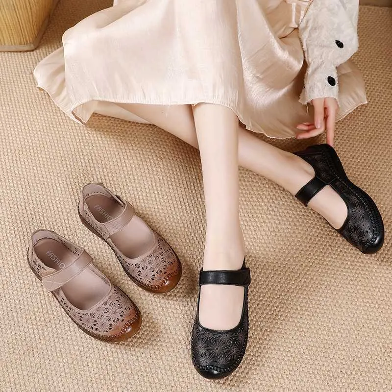 Dress Shoes Xiuteng Female Women Mother Genuine Leather Hollow White Shoes Oxfords Sandals Flats Loafers Summer Cool Beach Plus Size L230724