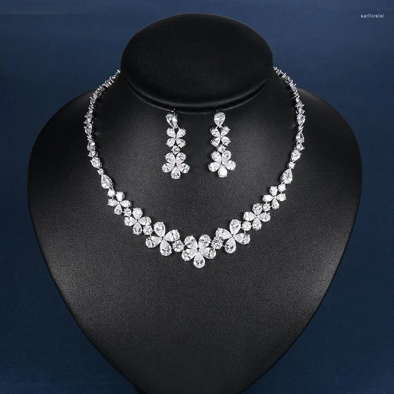 Necklace Earrings Set Feminine Bride Super Sparkling Zircon Wedding Jewelry Dress Evening Crysital Luxury